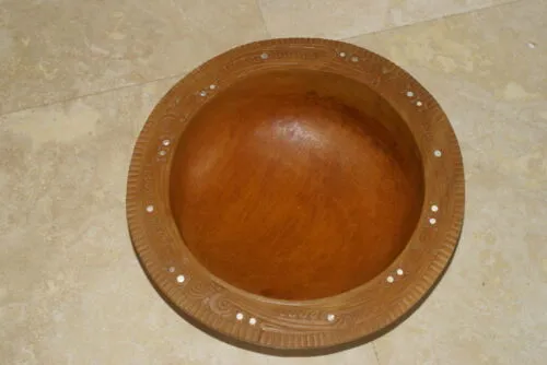 12”x 12”x 4” STUNNING 1 OF A KIND UNIQUE KWILA WOOD BOWL MUSEUM MASTERPIECE WITH MOTHER OF PEARL INSERTS & DELICATE INCISED BORDER BY RENOWNED TRIBAL SCULPTOR FROM TROBRIAND ISLANDS MELANESIA SOUTH PACIFIC DESIGNER OCEANIC  COLLECTOR 2A3