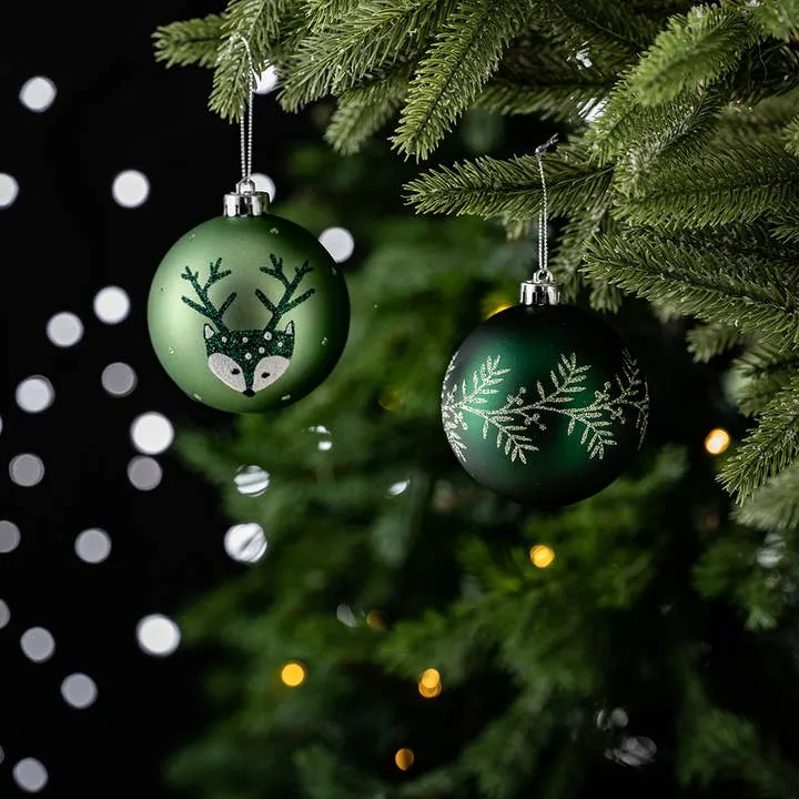 Unique Spruce Leaf and Woodland Deer Patterned Bauble Set